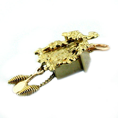 14K gold Coo Coo Cuckoo Clock Vintage Movable Charm
